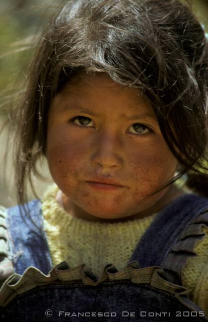 c_img051 Sguardo intenso - Colcabamba - Cordillera Blanca<br>Per� - 1998